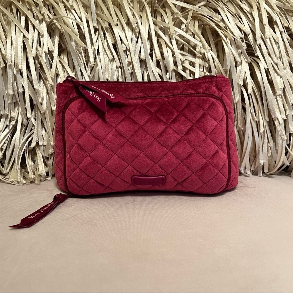 VERA BRADLEY Majestic Magenta Velvet Makeup Cosmetic Organizer Travel Bag Zipper